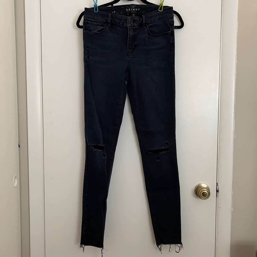 White House Black Market The Skinny Jean 4